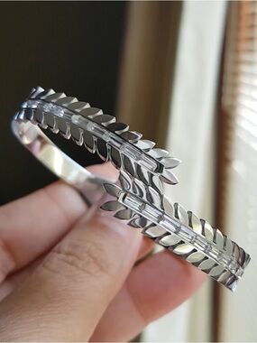 Swarovski Elements White Gold Tone Stainless Open Bangle Cuff Bracelet NEW
